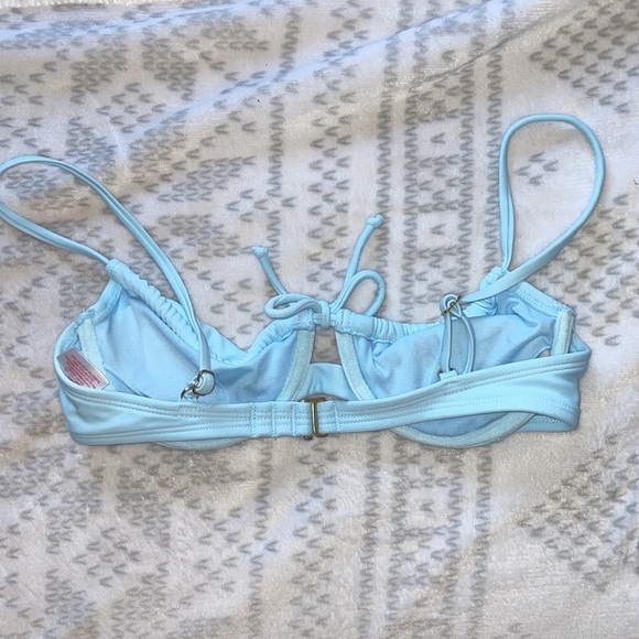 Xhilaration Shirred Underwire Bikini Top- Light Blue M - Picture 3 of 7